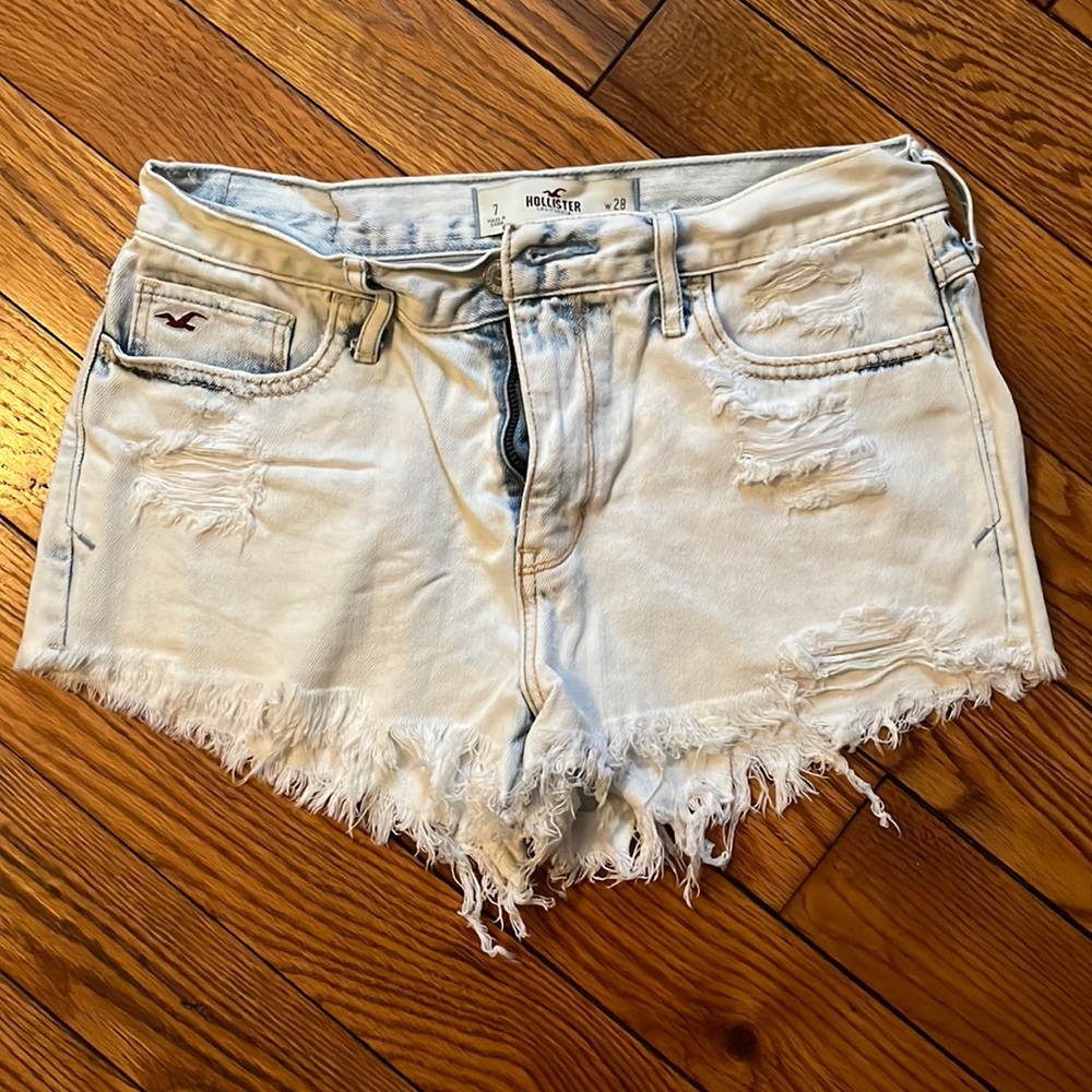 Hollister Jean shorts